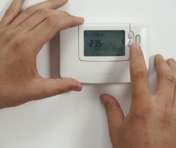 z-wave thermostat featured image