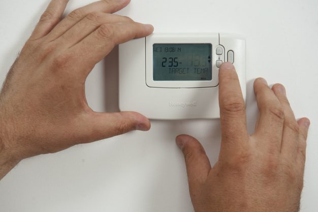 z-wave thermostat featured image