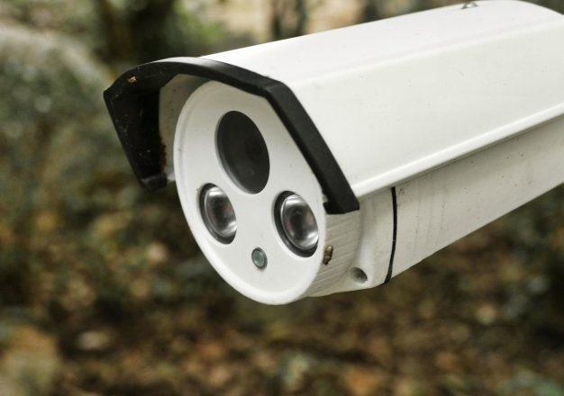 What’s The Best Outdoor Wireless Security Camera System With DVR?