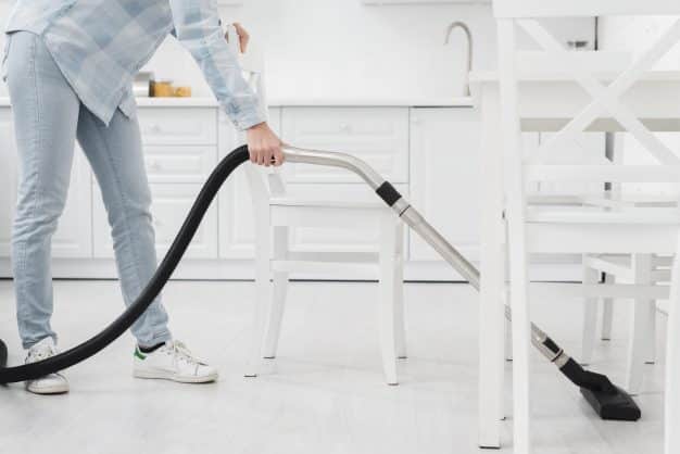 HOW TO REPLACE A VACUUM BELT