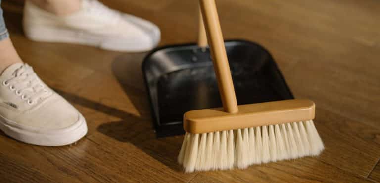 How to Clean your House Fast and Efficiently