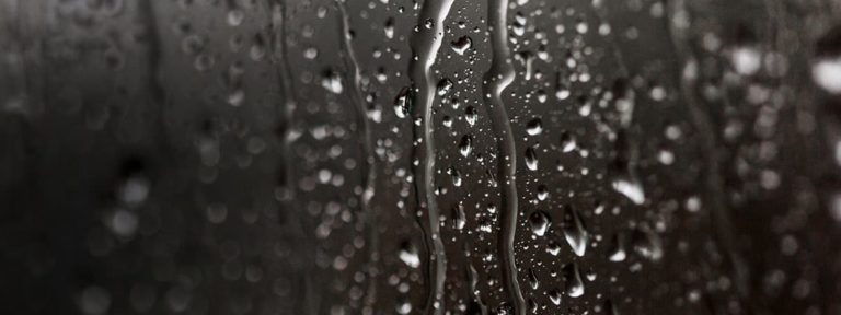 HOW DOES HUMIDITY AFFECT TEMPERATURE AND WHAT SHOULD IT BE IN YOUR HOUSE?